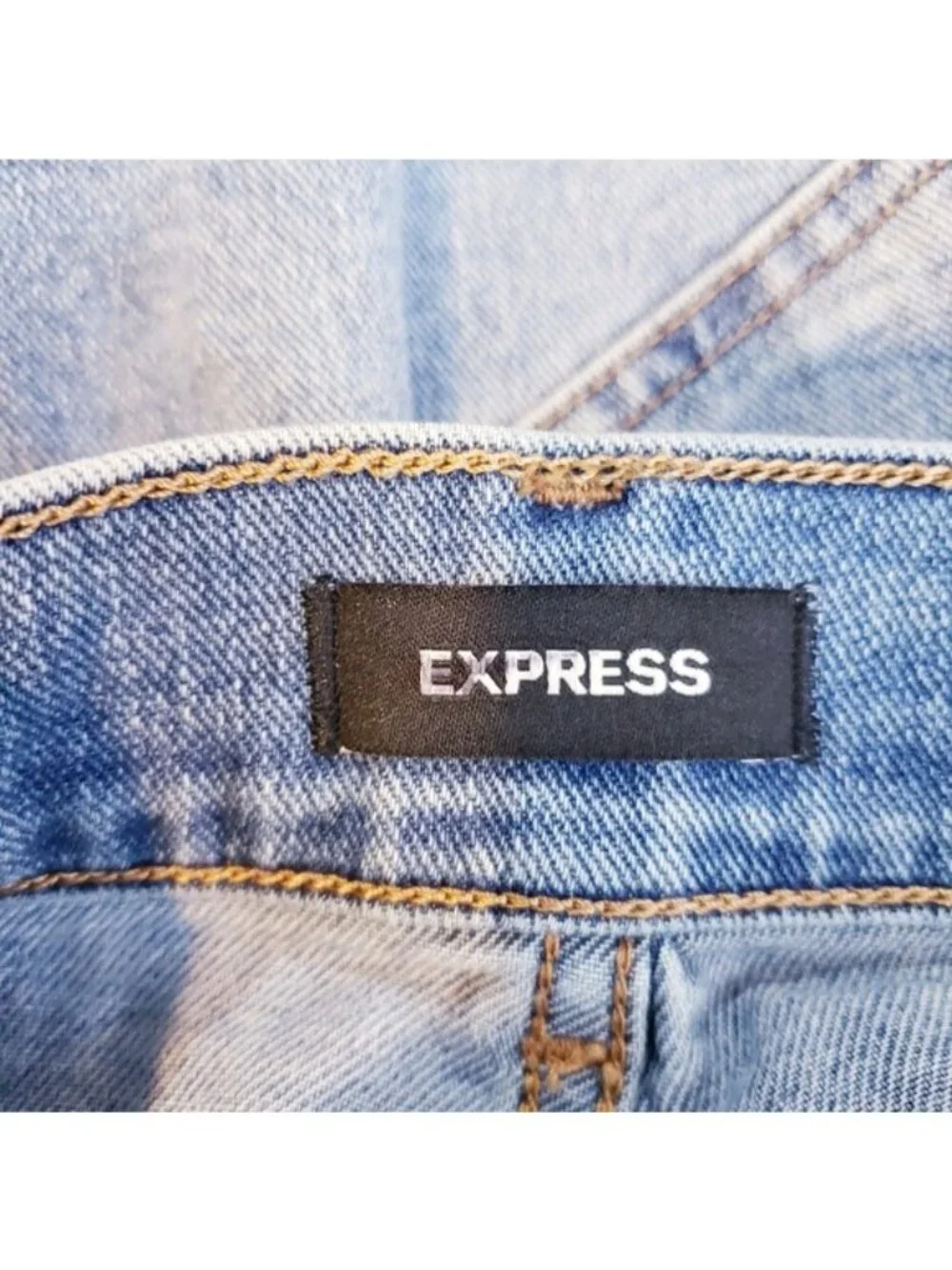 Express Slim Leg Super High Rise Waist Raw Hem Jeans Women's Size 4